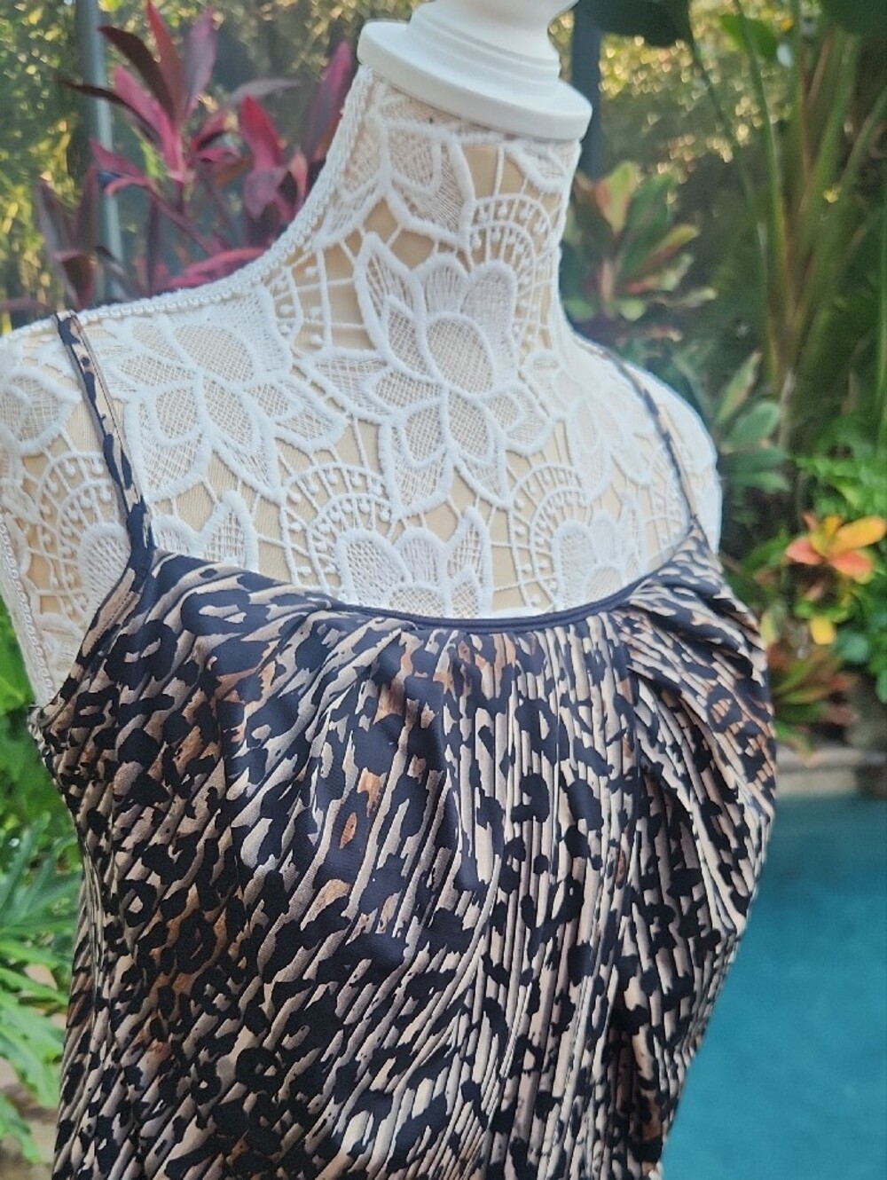 Miraclesuit Animal Print Pleated Tankini Top. 14 & 16 Avail! - Picture 13 of 14